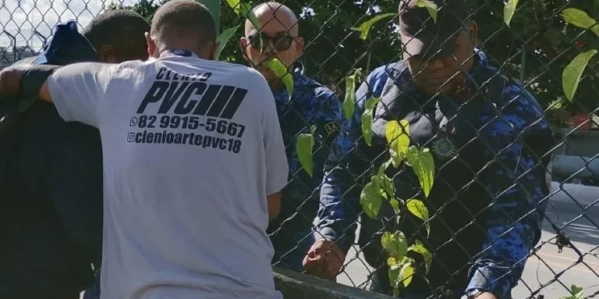 Guarda foi acionada por uma jovem que estava passando pelo local quando presenciou a situação - Fotos: Ascom Semsc